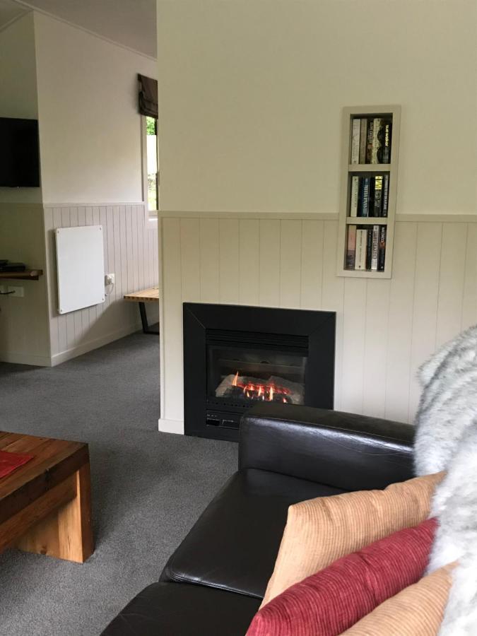 Burn Cottage Retreat クロムウェル エクステリア 写真